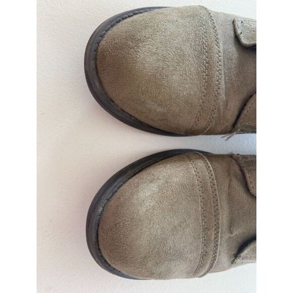 Velvety Green Boots (Size 7) - Picture 6 of 6